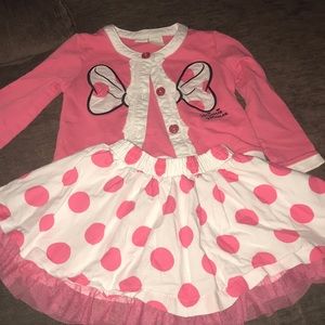 Cardigan and skirt set